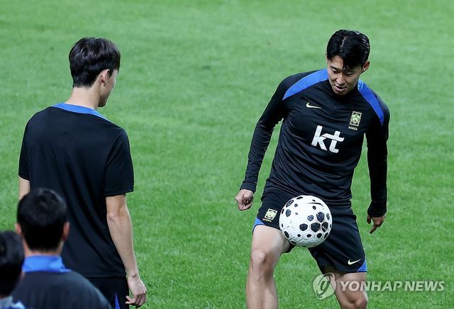 손흥민, 브라질과 경기 앞두고 훈련 집중