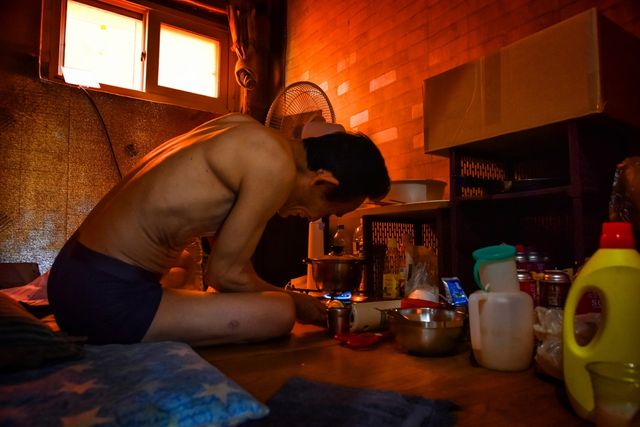 여인숙의 더운 여름날