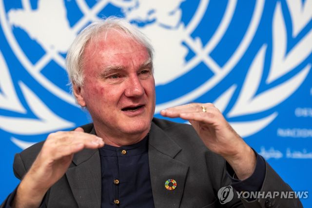 31일 제네바에서 기자회견 하는 우크라 주재 인도주의 조정관