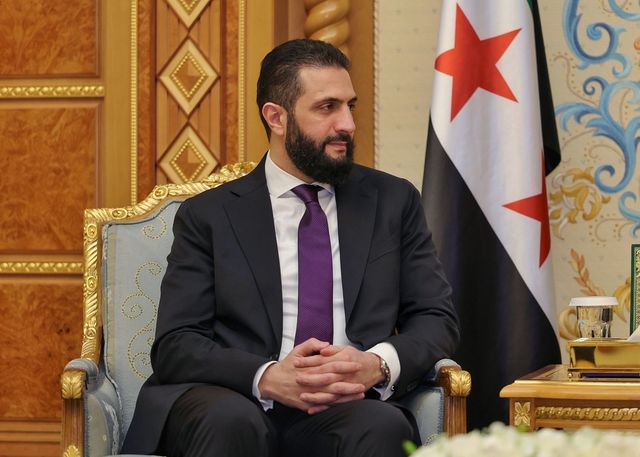 아메드 알샤라 시리아 임시대통령