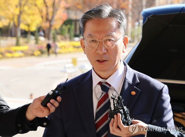 대장동 '항소 포기' 관련 입장 밝히는 정성호 장관