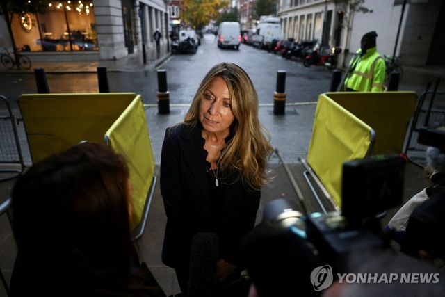 사의 표명한 터네스 BBC 뉴스·시사 CEO