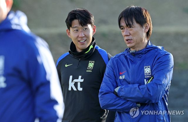 감독과 주장의 대화