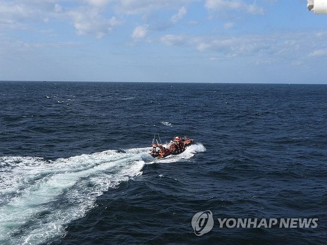 실종자 찾는 군산해경