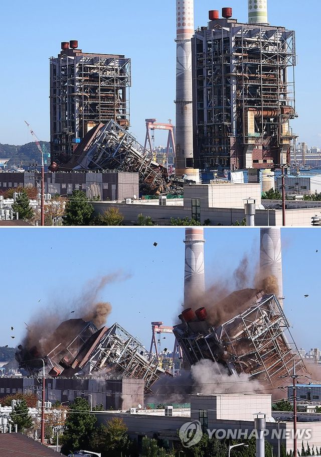 발파되는 보일러타워