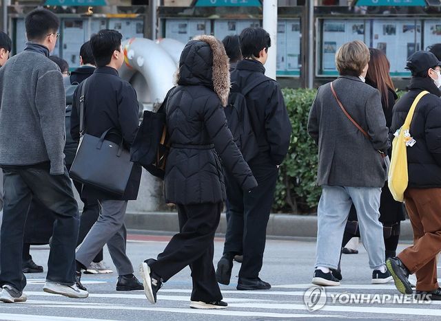 출근하는 시민들