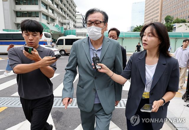 영장심사 포기하고 특검 대기하는 건진법사 전성배 씨