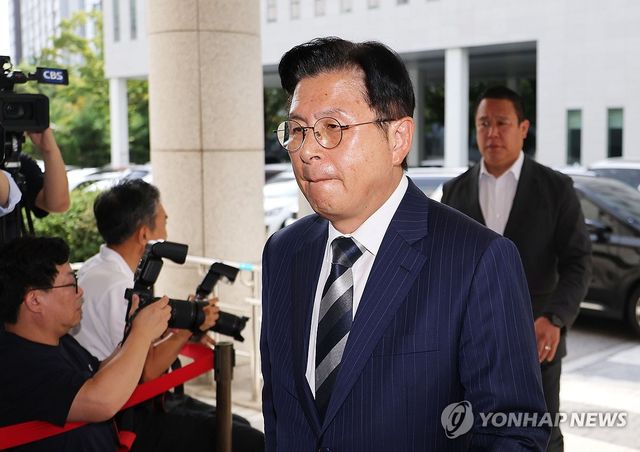 황교안 대표, '패스트트랙 사건' 결심 공판 출석