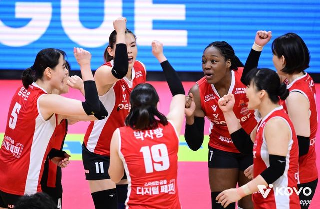 페퍼저축은행 선수단