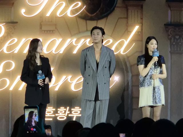 디즈니+ '재혼황후' 출연배우 (왼쪽부터) 이세영, 주지훈, 신민아