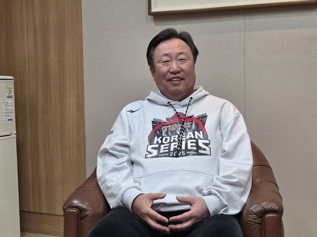 최근 7년 연속 PS 진출, 승률 1위 이끈 차명석 LG 단장