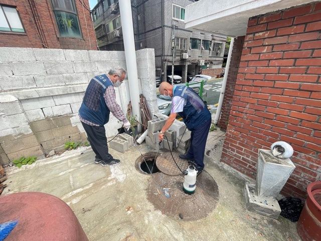 모기유충 구제활동