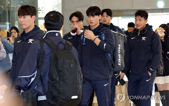 도쿄돔 향하는 야구대표팀 선수들