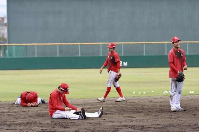 '펑고 지옥'에 빠진 SSG 내야수