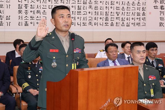 선서하는 박상현 해병대 1사단 7여단장