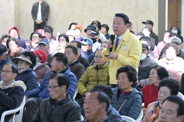 최영일 군수 농어촌기본소득 주민설명회