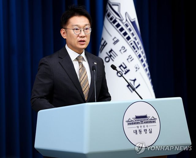 이재명 대통령, '인종차별 발언 논란' 적십자회장 복지부에 감찰 지시