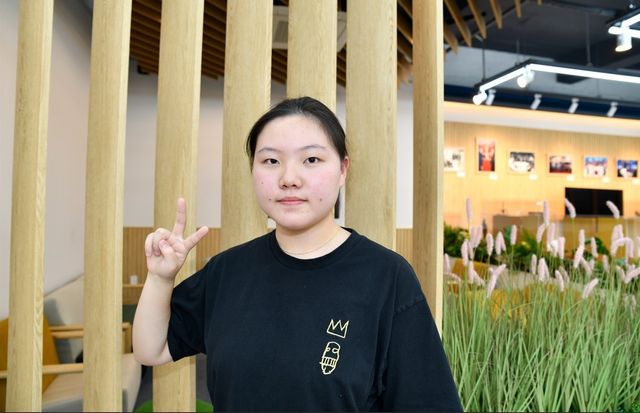 한국기원 연구생 이윤이 여자 입단대회에서 1위로 프로 입단에 성공했다.