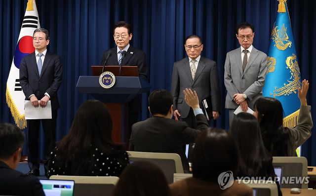 한미 팩트시트 타결 발표, 질문받는 이재명 대통령