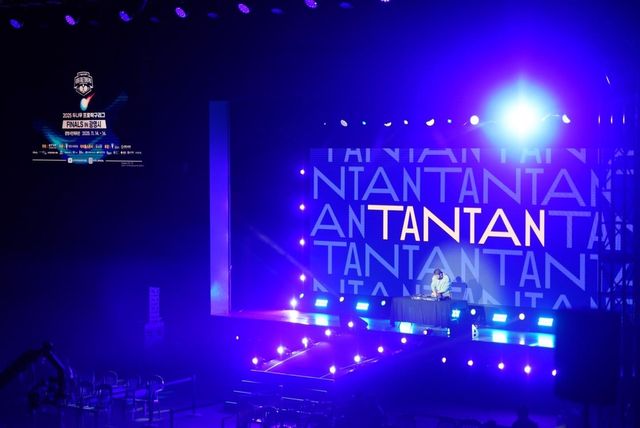 프로탁구리그 파이널스 DJ 공연 장면