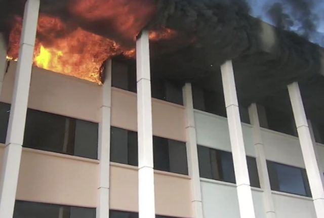 화재가 난 전주대학교 예술관