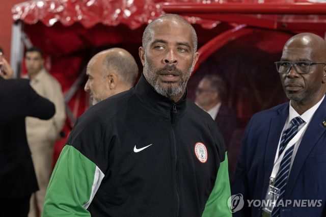 나이지리아 축구대표팀의 에리크 셸 감독