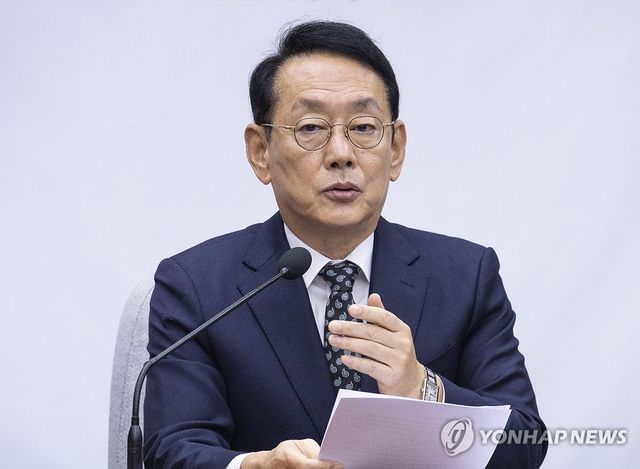국정감사 대책회의에서 발언하는 국민의힘 김도읍 정책위의장