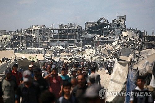 팔레스타인 가자시티의 무너진 건물들
