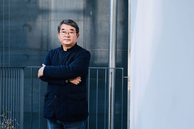 새 시집 출간한 안도현 시인