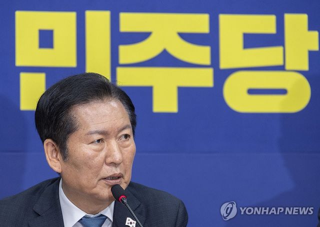 전 당원 투표 관련 발언하는 정청래 대표