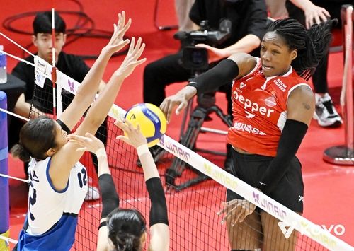 페퍼저축은행 조이의 강타