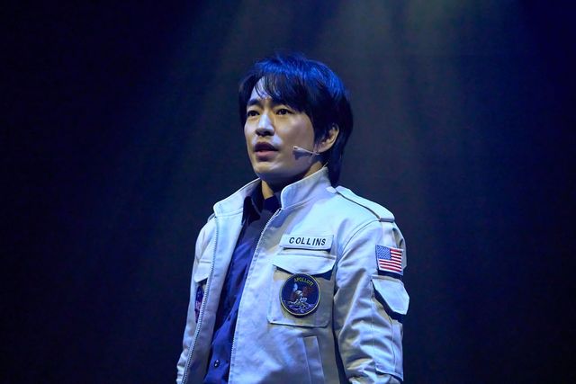 뮤지컬 '비하인드 더 문' 속 배우 정문성