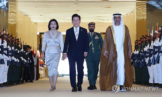 이재명 대통령, UAE 국빈방문 마치고 이집트로