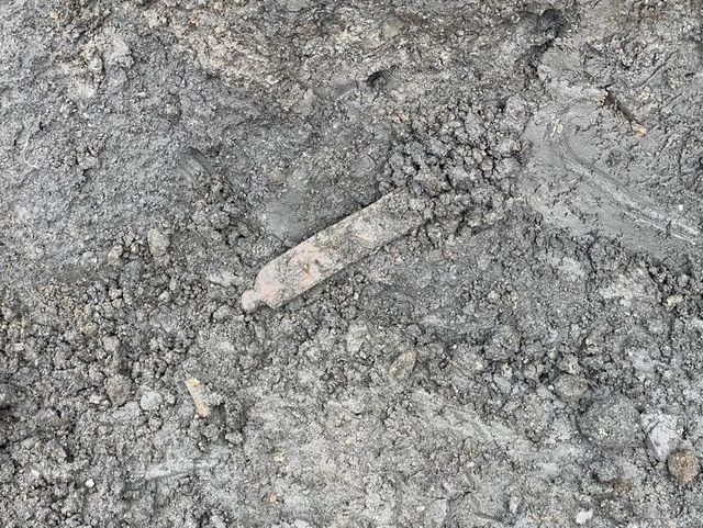 '부적' 목간 출토 모습 