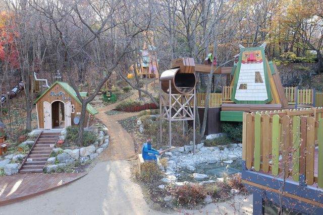 '뚝딱뚝딱 놀이터'