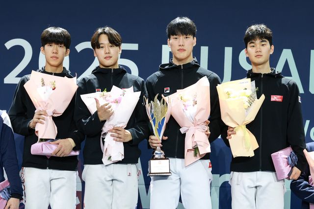 단체전 금메달 획득한 이영웅(왼쪽부터), 이희성, 원태영, 임성민