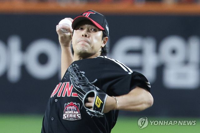 역투하는 김진성