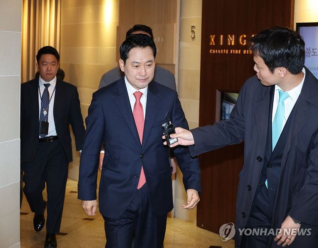 3선 의원들과 오찬 회동하는 장동혁 대표