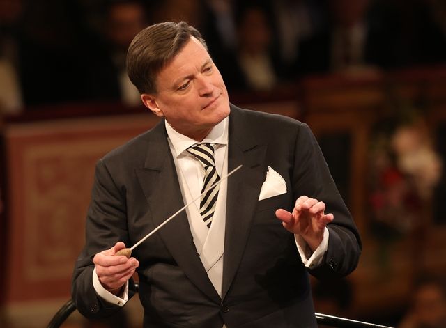 지휘자 크리스티안 틸레만