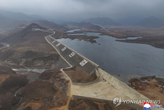 북한, 회양군민발전소 준공