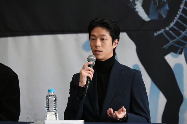 답변하는 정성욱