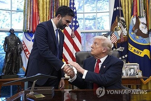 맘다니 뉴욕시장 당선인(왼쪽)과 트럼프 대통령