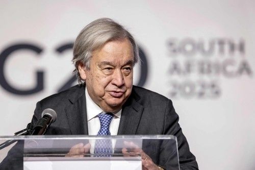 기자회견하는 안토니우 구테흐스 유엔 사무총장