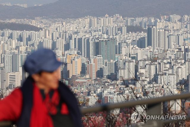 서울 남산에서 바라본 시내 아파트