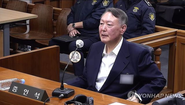 한덕수 내란 재판에 증인으로 출석한 윤석열