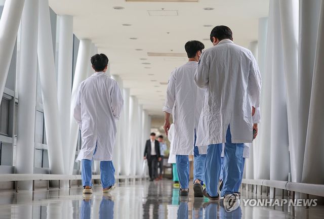 서울 시내 한 대학병원 의료진