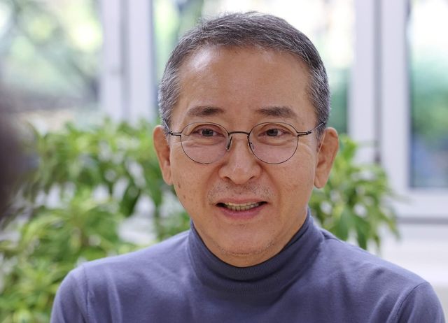 인터뷰하는 권영수 전 LG엔솔 부회장