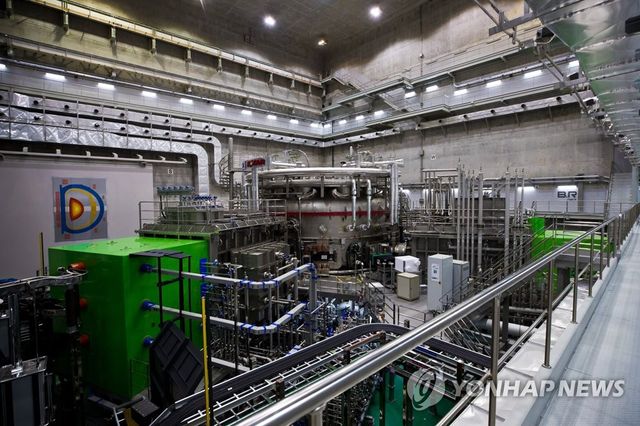 초전도 핵융합 연구장치