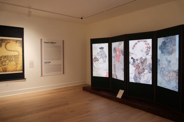 미국 주워싱턴한국문화원에서 열리는 '서울의 멋-민화' 전시