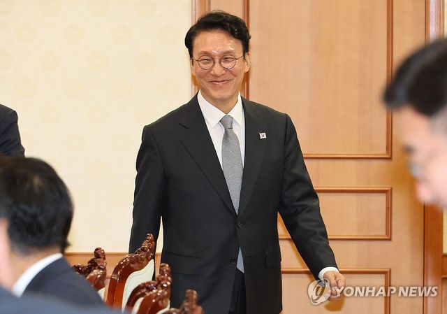 과학기술관계장관회의 참석하는 김민석 국무총리